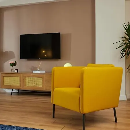 2br Apt With Private Terrace Near Galata Tower 2 *