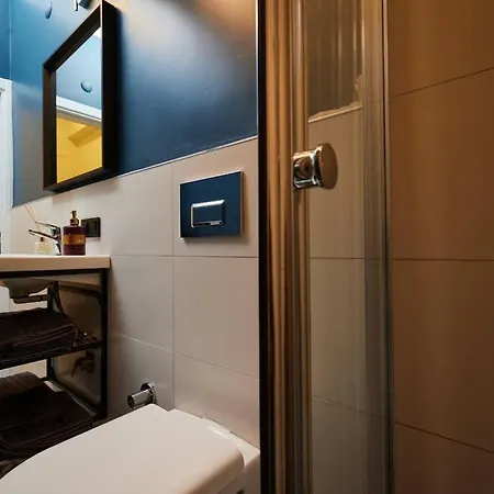 2br Apt With Private Terrace Near Galata Tower 2 Lejlighed Istanbul